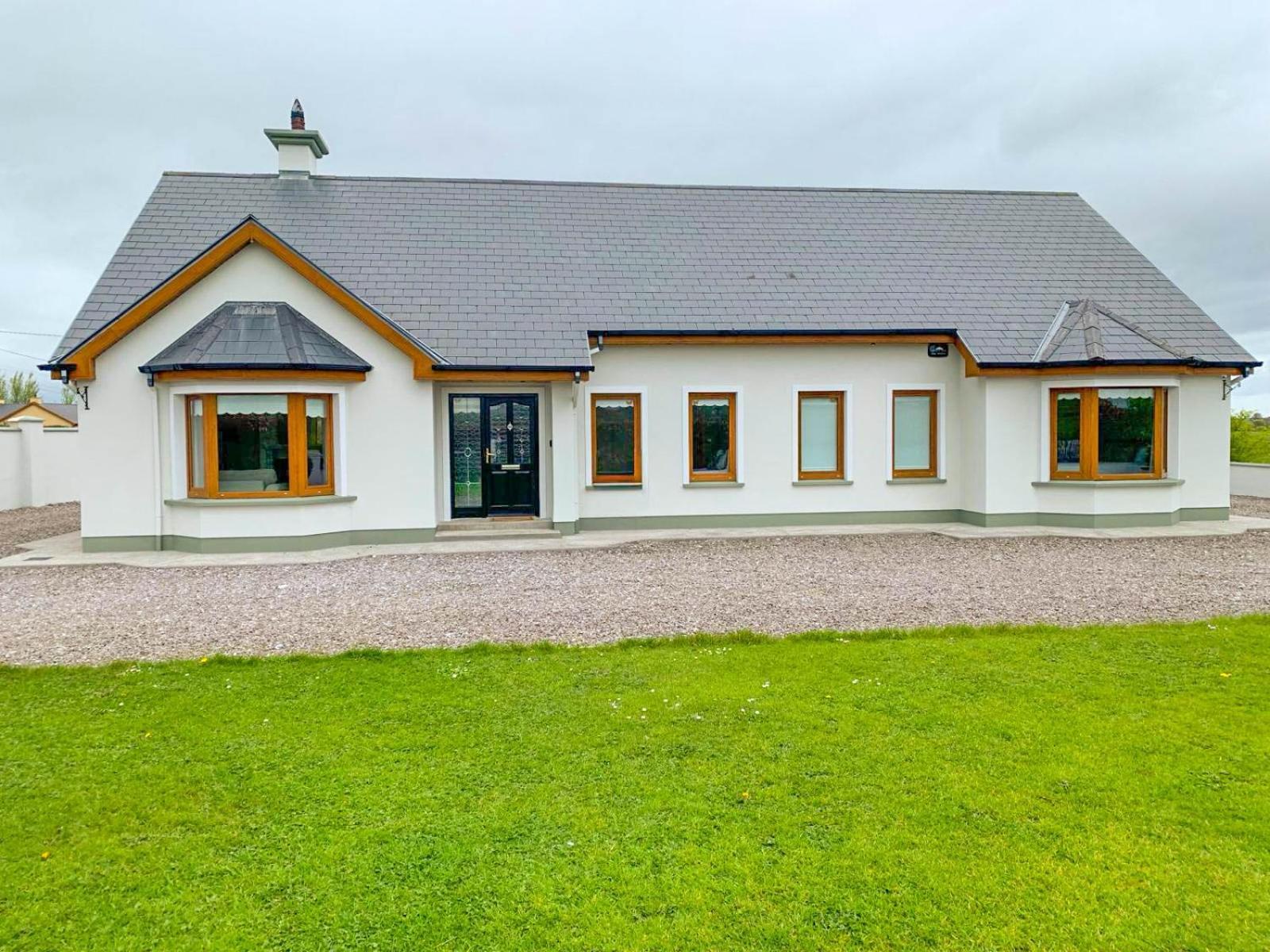 An Ghlaise Bheag Villa Listowel Exterior photo